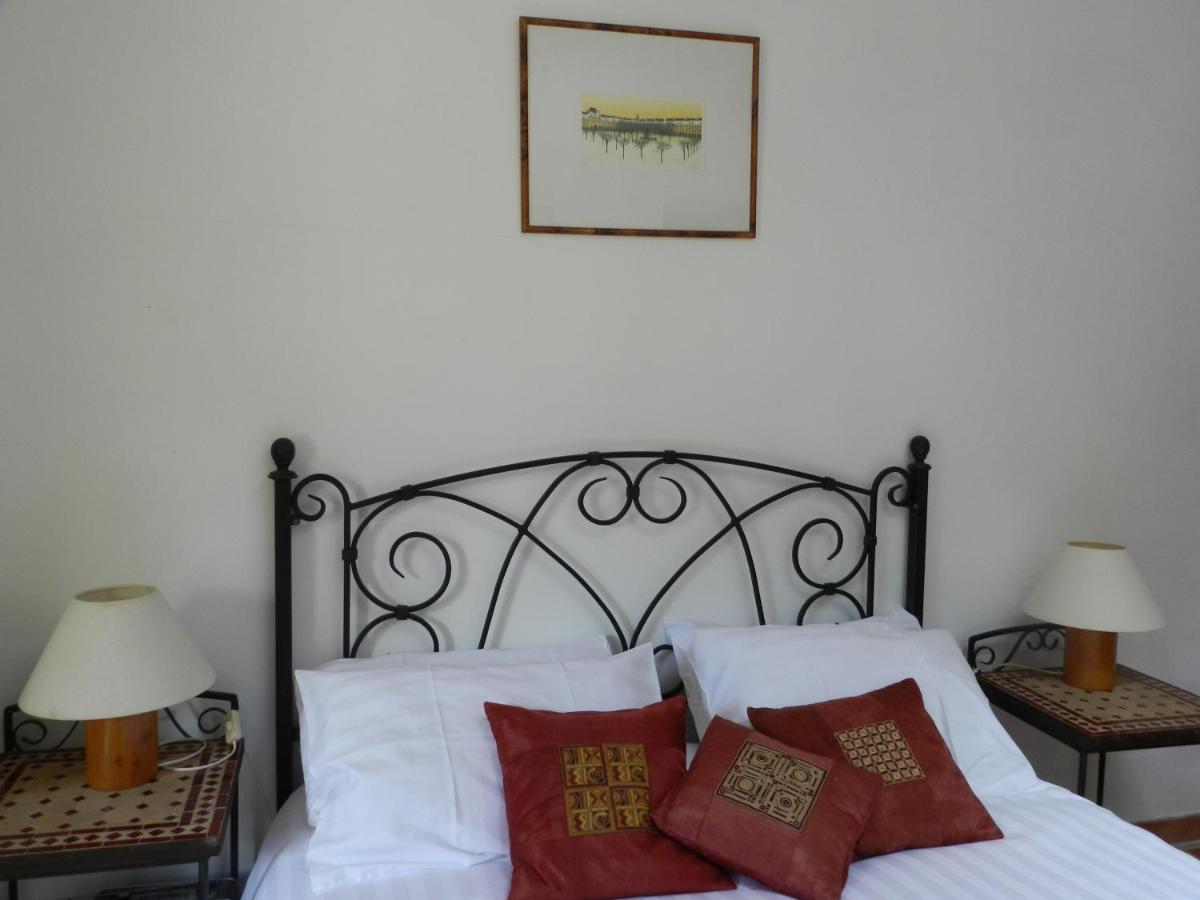 Les Acanthes Lauris Εξωτερικό φωτογραφία